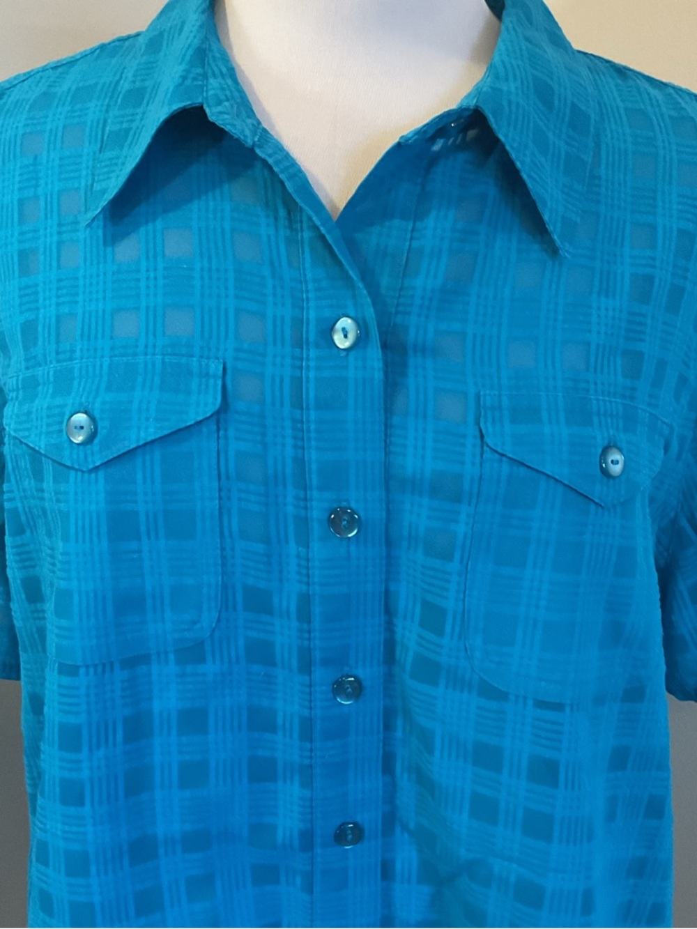 Alfred Dunner Size 16 Turquoise Textured Check Button Up Shirt Short Sleeve - Picture 3 of 6
